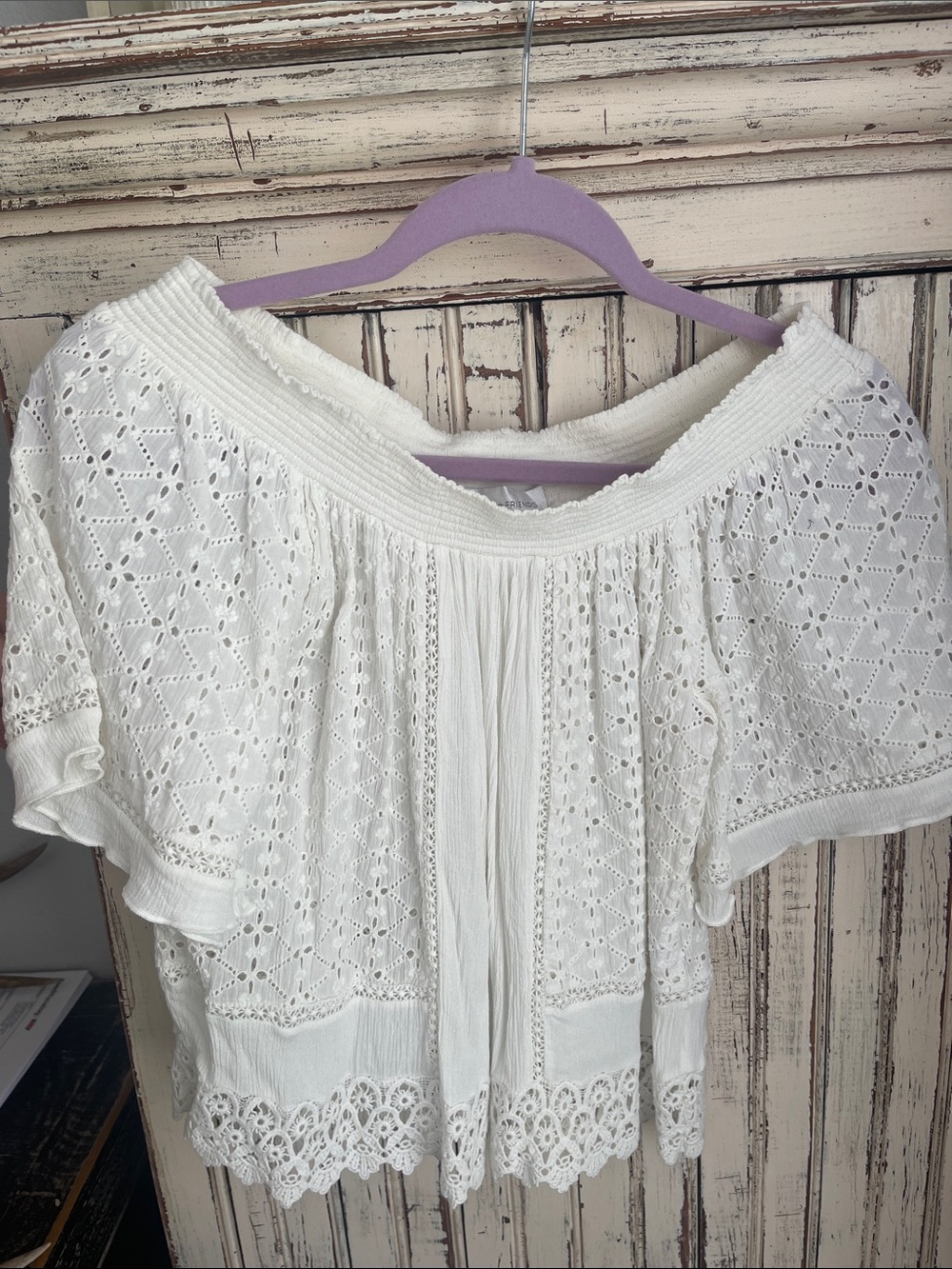 Lovers & Friends White Eyelet Top Size Medium